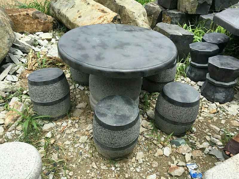 Mẫu bàn ghế đá mini dạng bàn tròn có vân độc đáo