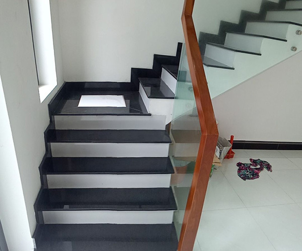 Mẫu cầu thang đẹp tạo điểm nhấn cho căn nhà của bạn 