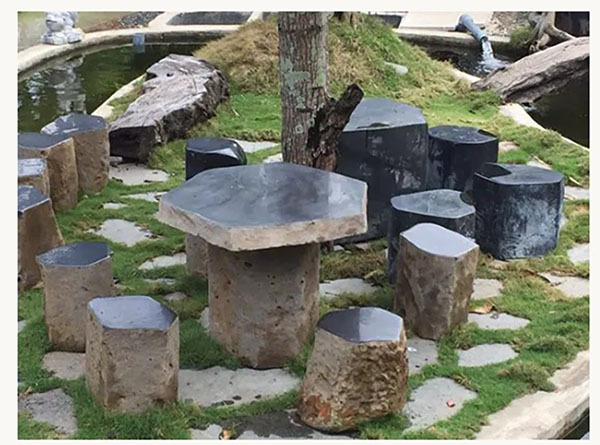 Mẫu bàn ghế đá giả đá đơn giản, phù hợp nhiều không gian