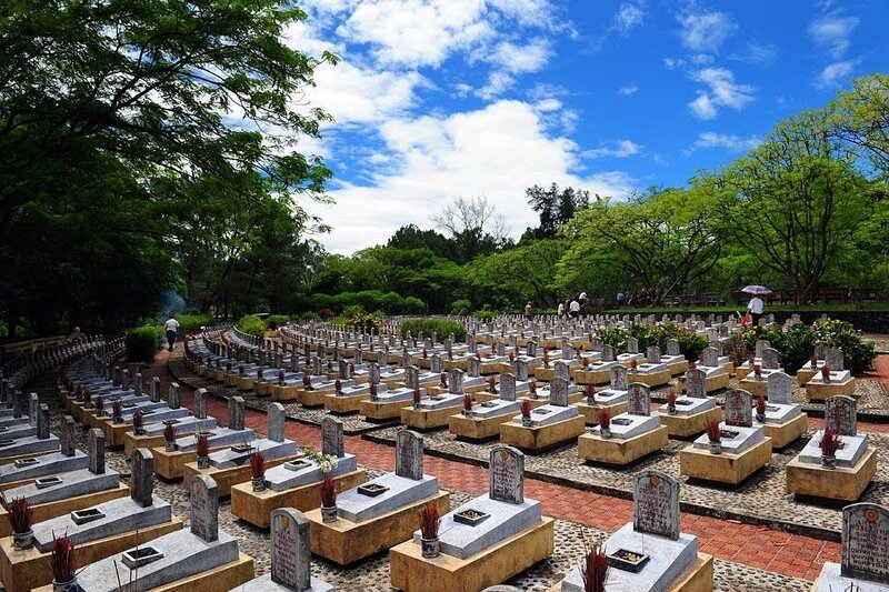 Nghĩa trang Trường Sơn