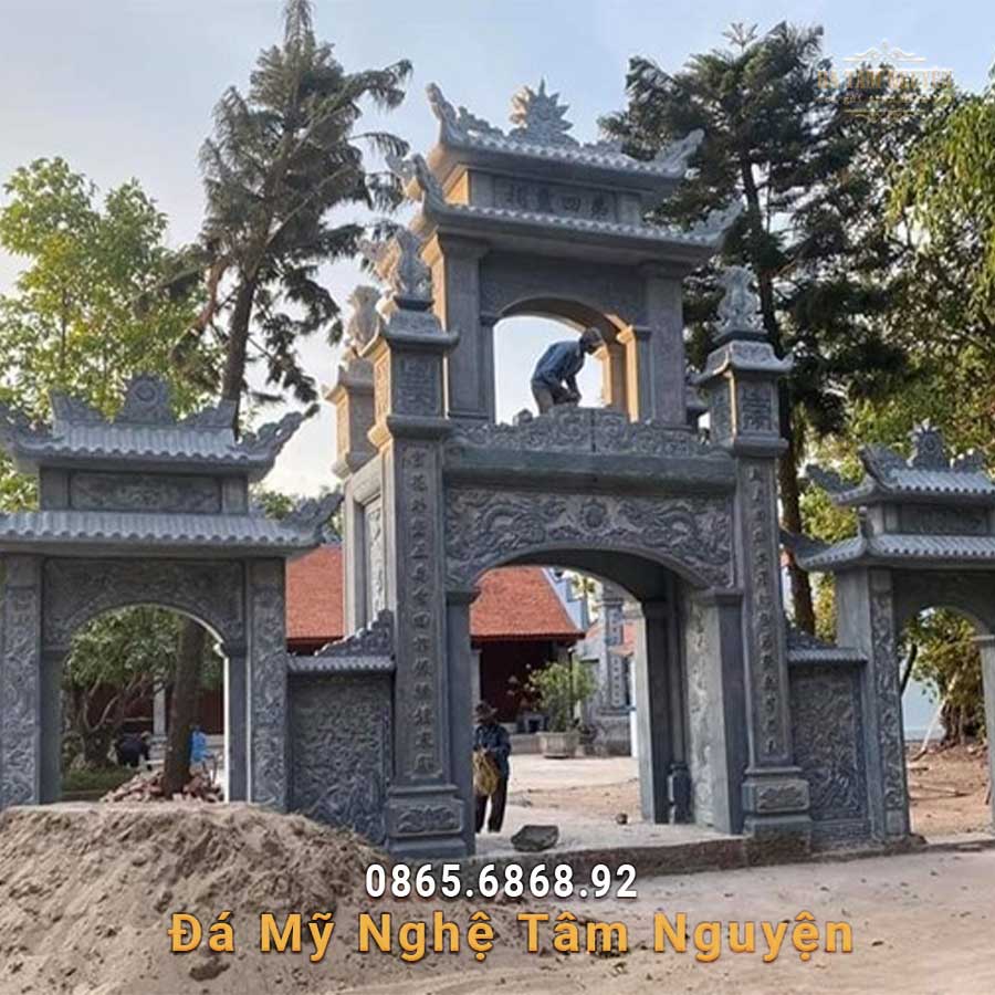 Cổng đá nhà thờ họ đẹp ở Nam Định