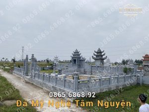 Khu lăng mộ đá xanh đen tuyệt đẹp của anh Tuấn Yên Bái LMDD003