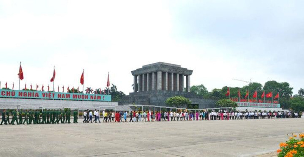 Hướng dẫn vào viếng thăm Lăng Chủ Tịch Hồ Chí Minh