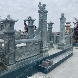 Lăng mộ đá rêu tuyệt đẹp ở Ninh Bình