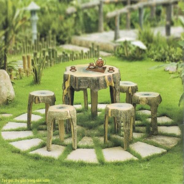 Mẫu bàn ghế đá đẹp tự nhiên trong khuôn viên