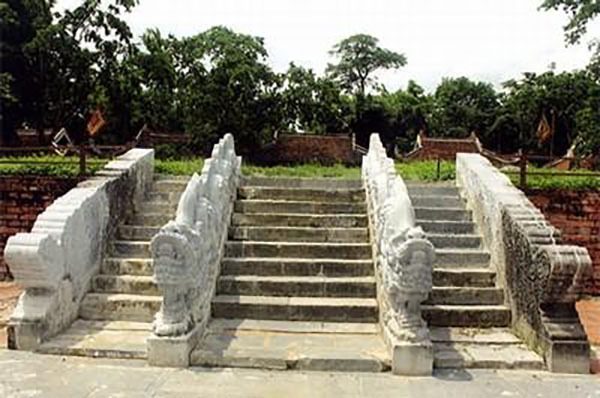 Khu lăng mộ Lam Kinh có kiến trúc đồ sộ