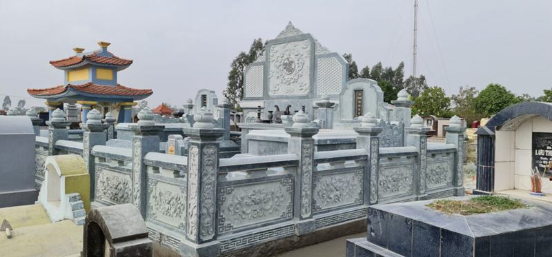 khu lăng mộ được trang trí bằng các họa tiết tinh xảo