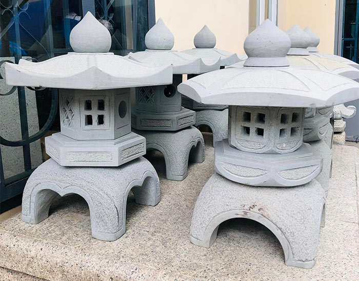 Đèn đá kiểu Yukimi