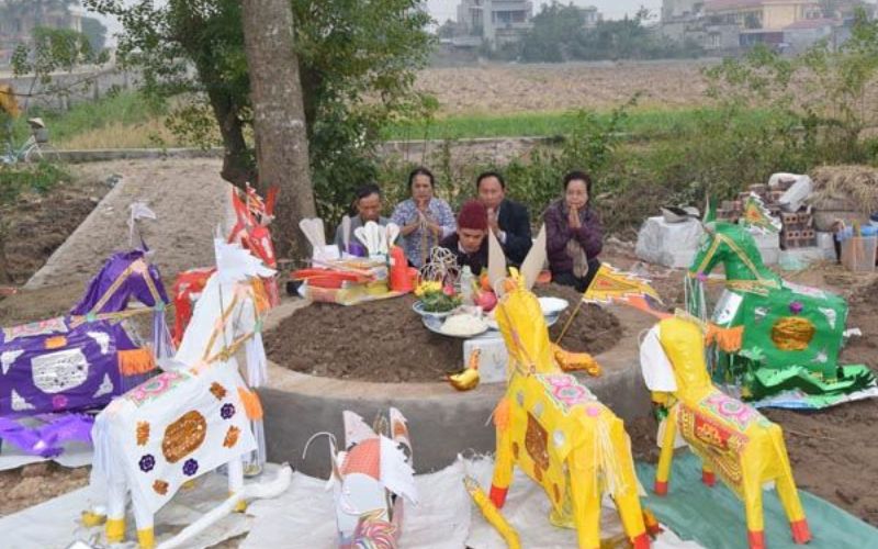 Hướng dẫn cách bày ngựa cúng tạ đất