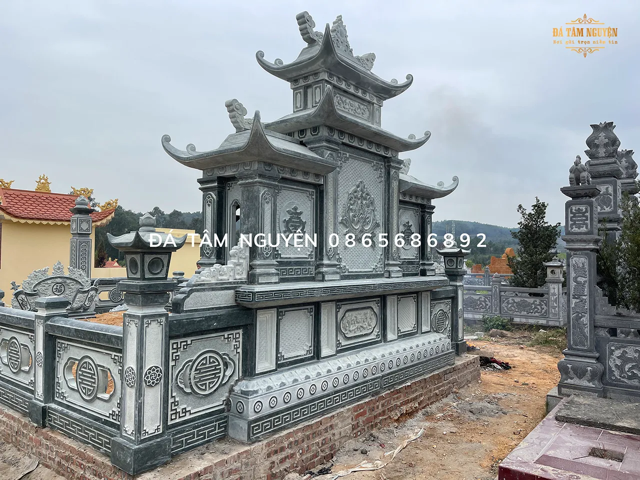 Lăng Mộ Đá LMD17