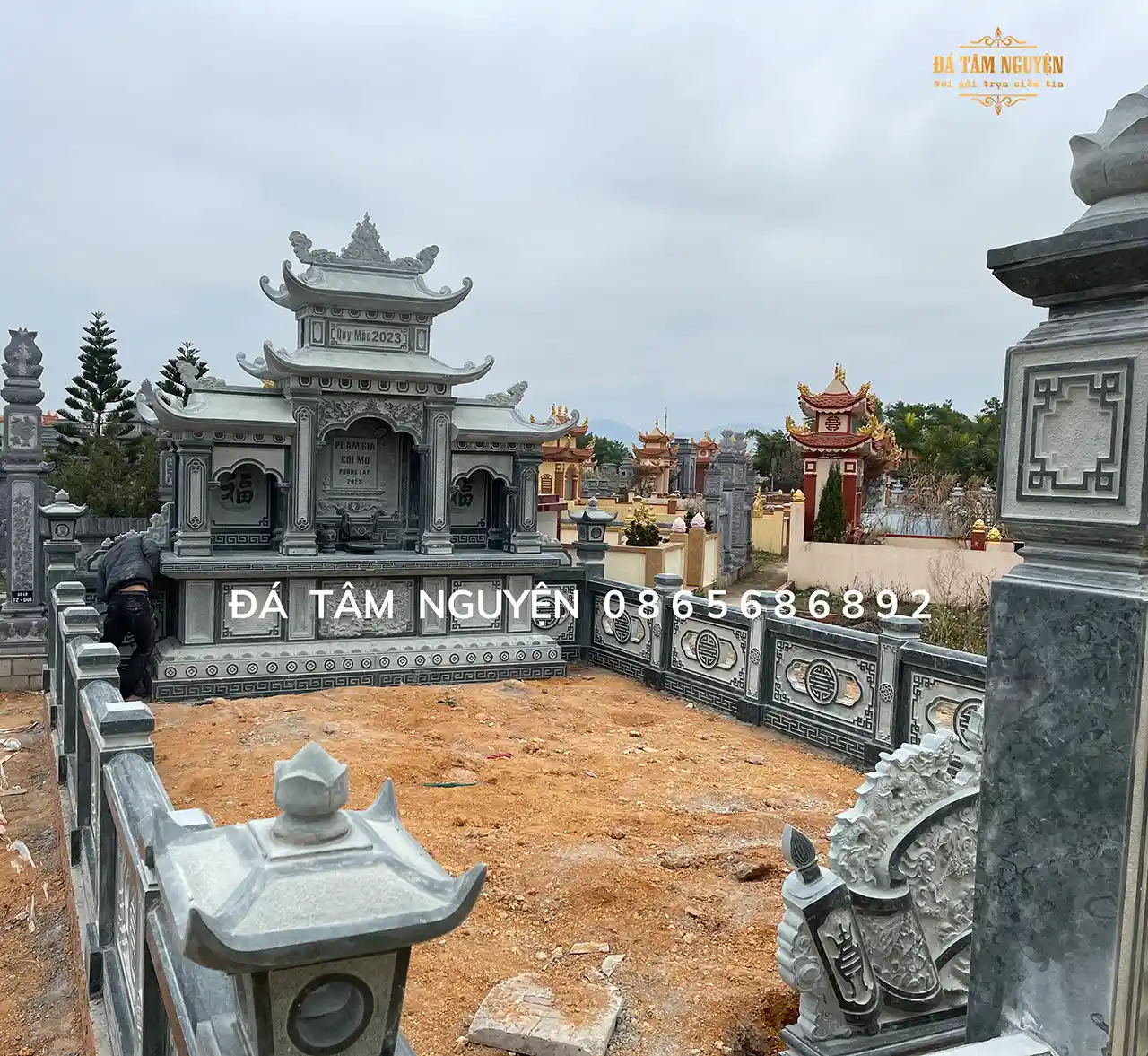 Lăng Mộ Đá LMD17 – Không Gian An Nghỉ Hiện Đại Tại Cẩm Phả, Quảng Ninh