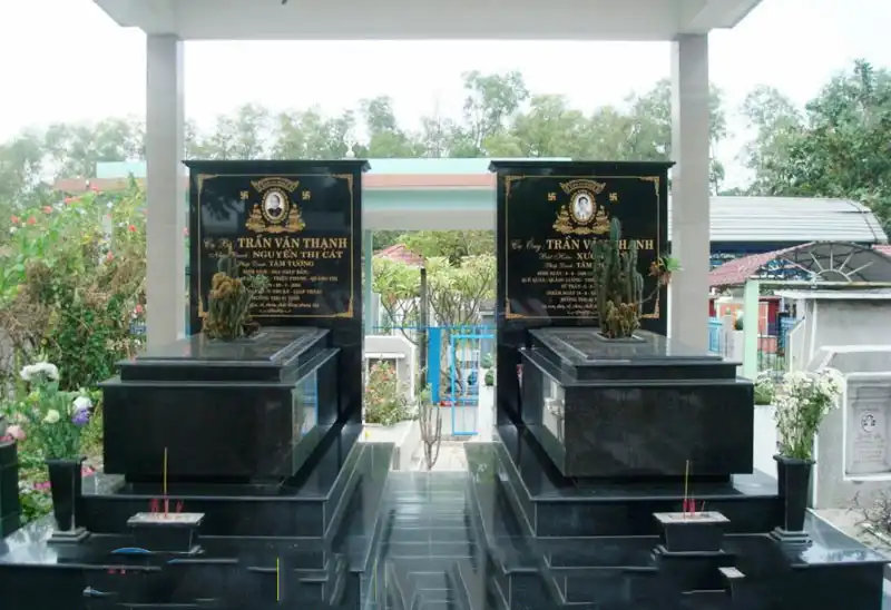 Những lưu ý phong thủy khi đặt ảnh lên mộ
